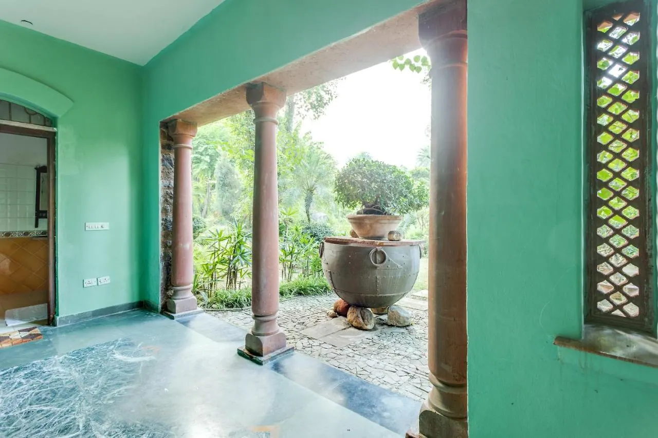 Hostie Chinar Haveli - Heritage Home With Pool, Gurgaon