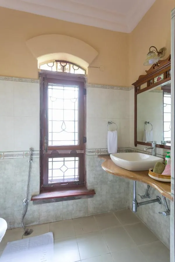 Hostie Chinar Haveli - Heritage Home With Pool, Gurgaon 0*,  India